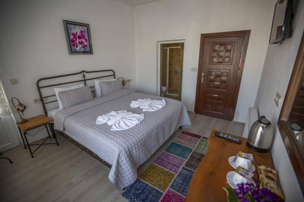 Serenity Stone House Hotel เนฟซิเฮียร์ ภายนอก รูปภาพ